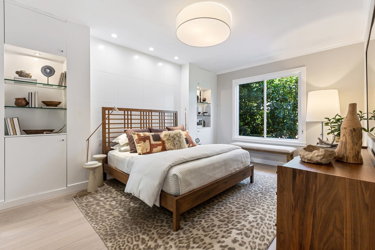 228 Mallorca Way