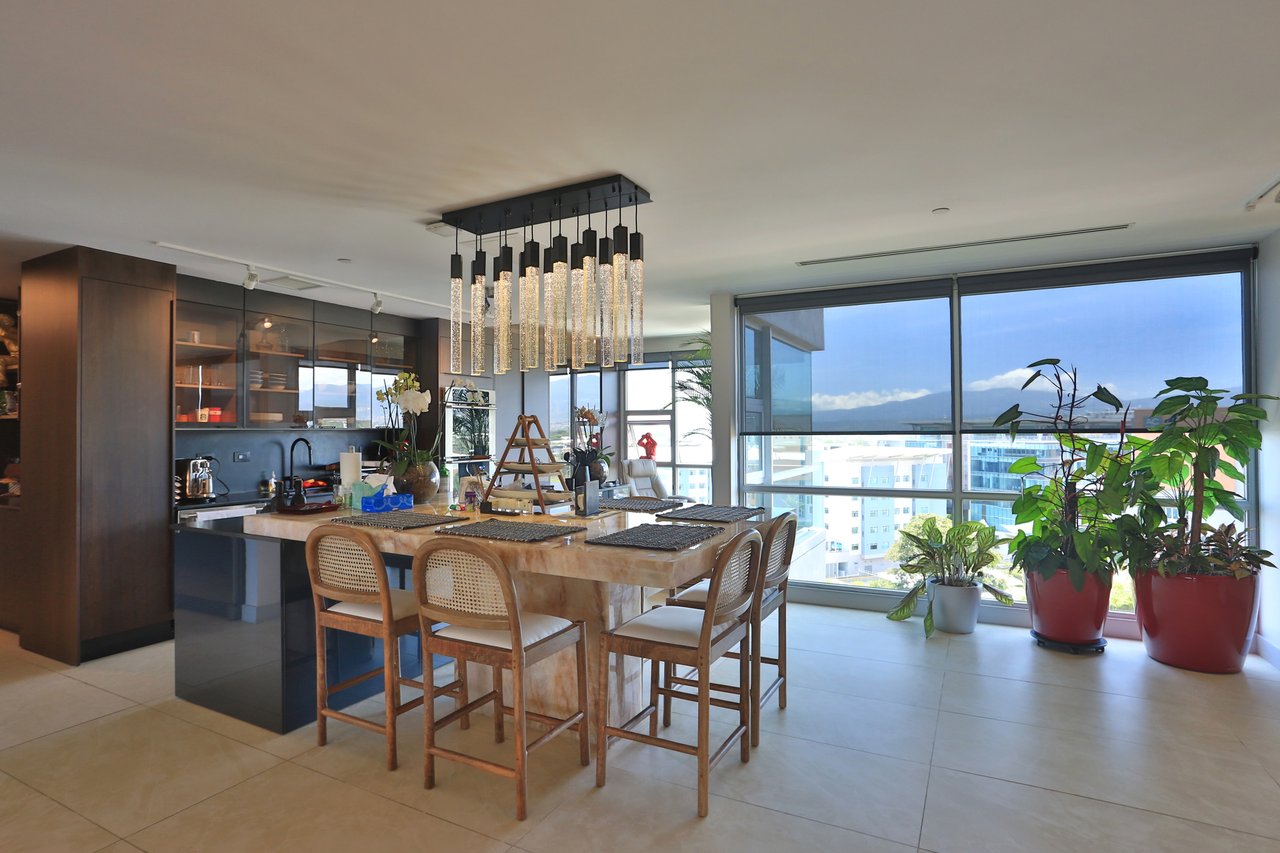 Modern Central Park Residence, Escazu, San Jose