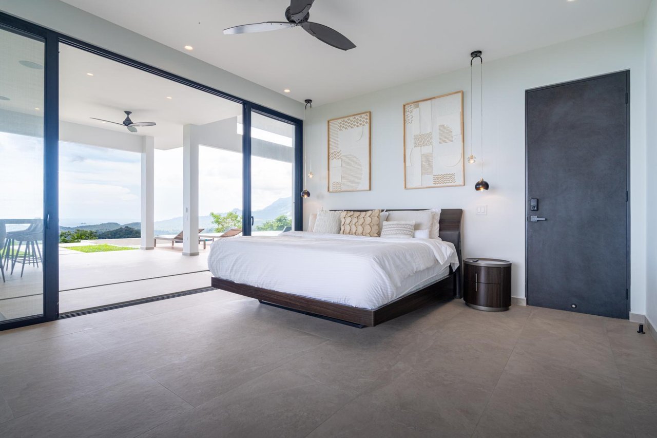 Private Solar Powered Ocean View Villa, Ojochal, Puntarenas
