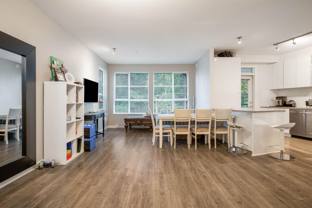 404-1151 Windsor Mews