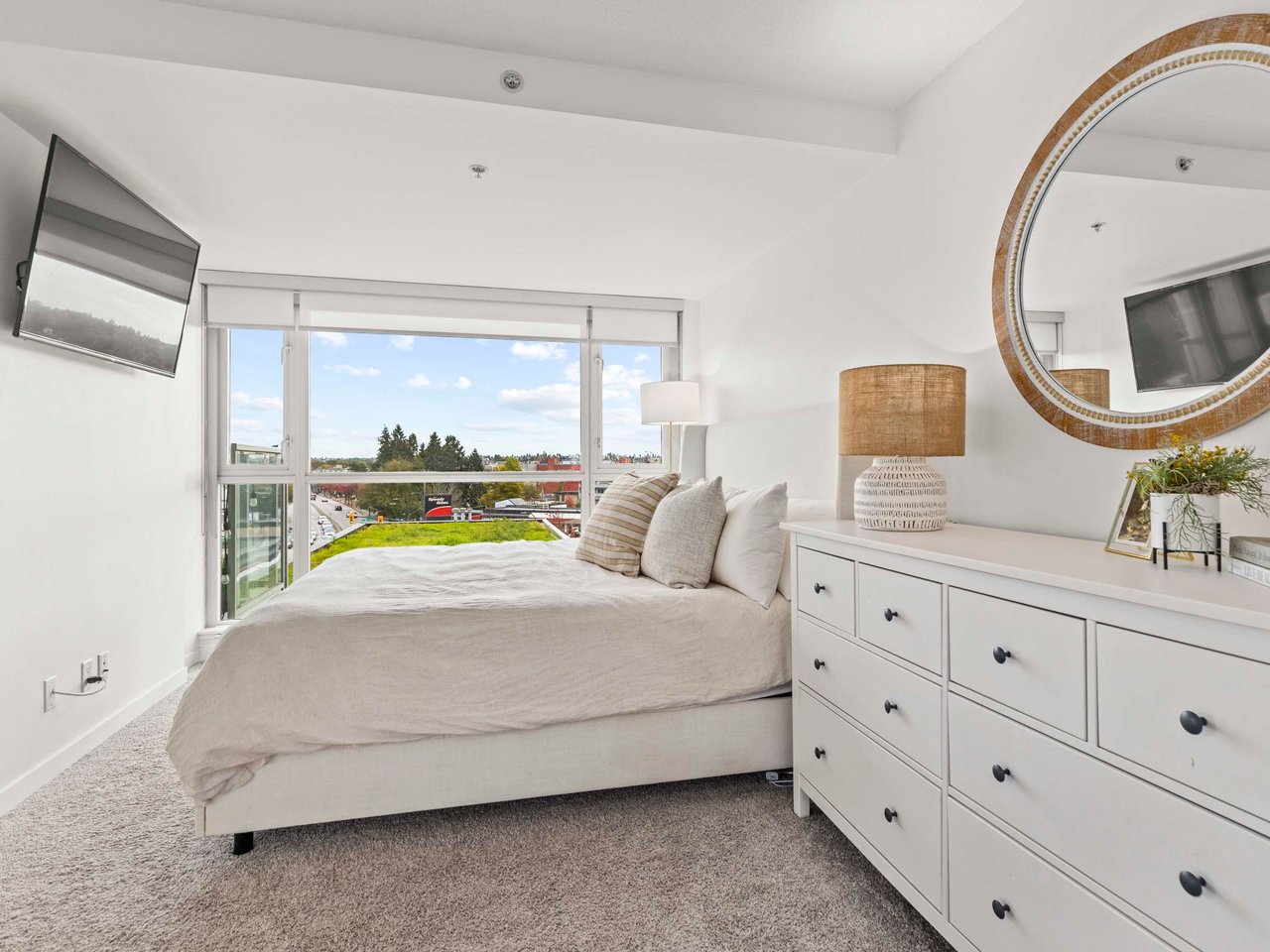 605-2770 Sophia Street, Vancouver