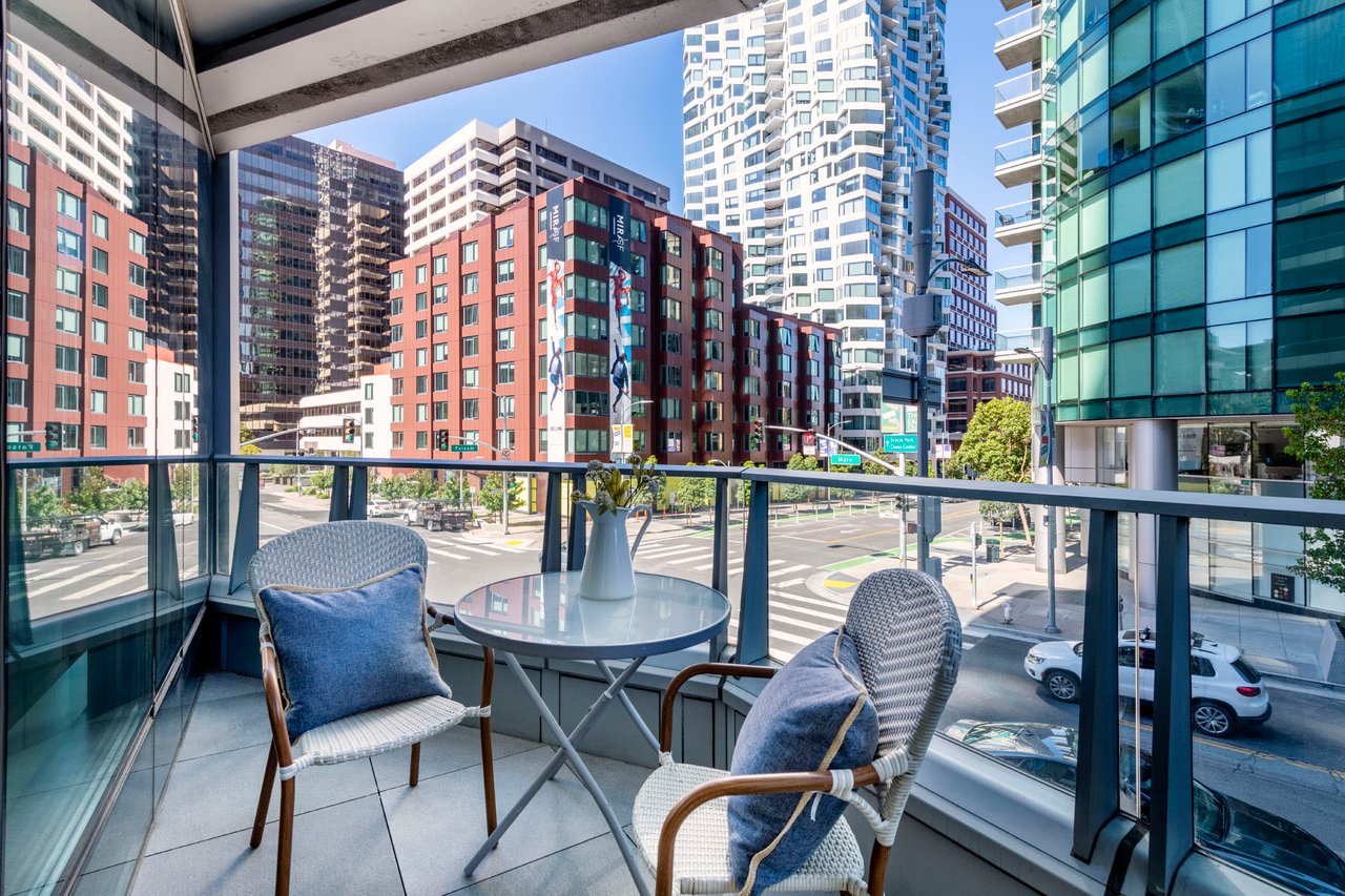 318 Main Street Unit: 2E