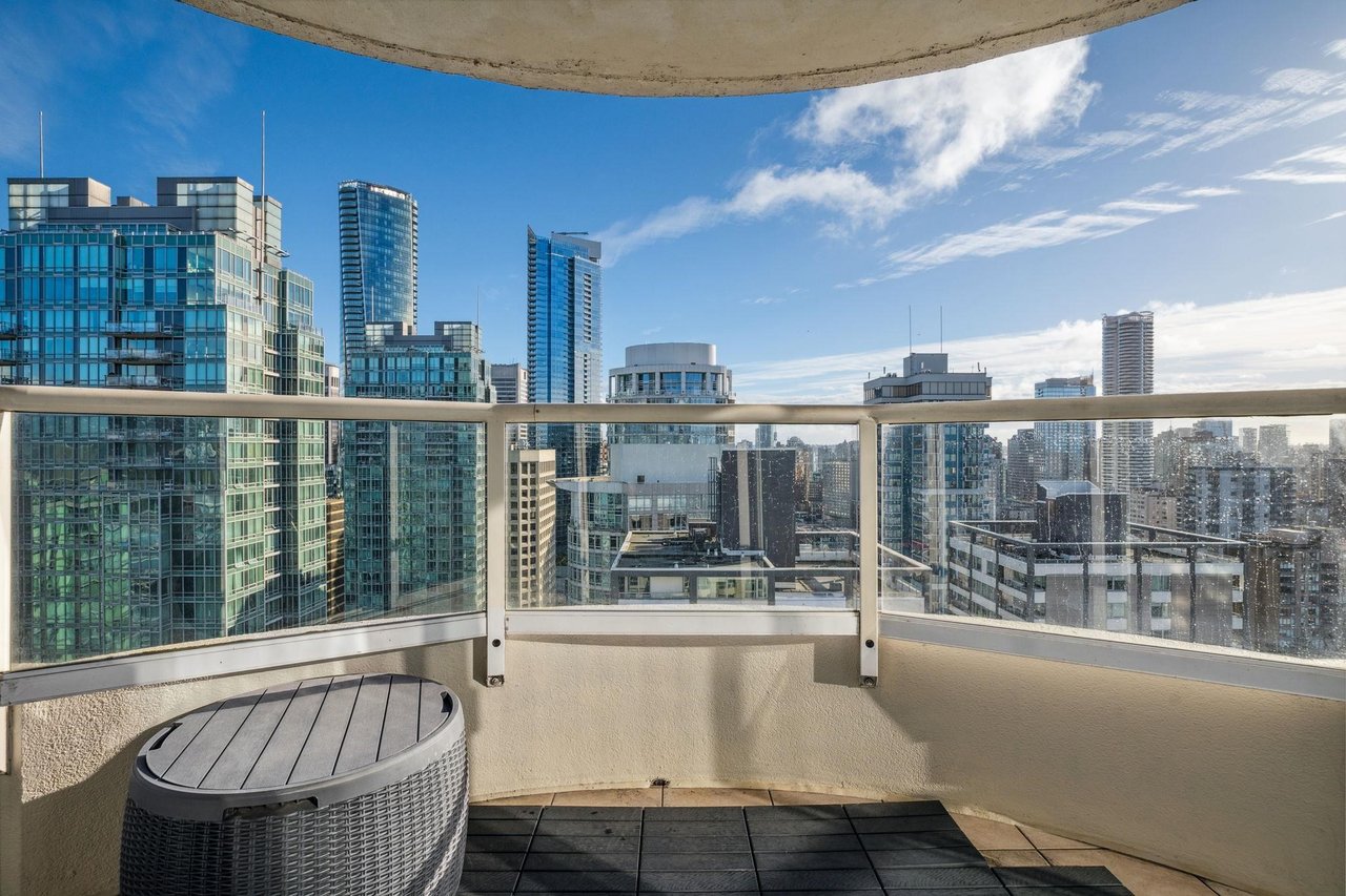 2702-717 Jervis St