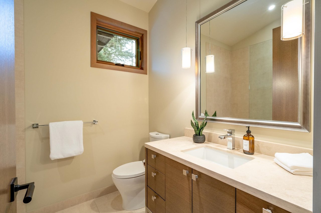 2963 High Point Drive, Whistler