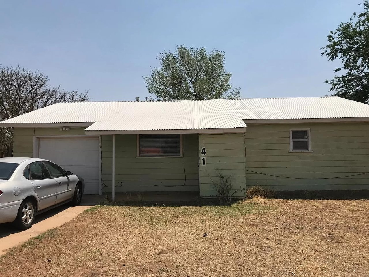 1404 N Fm 179