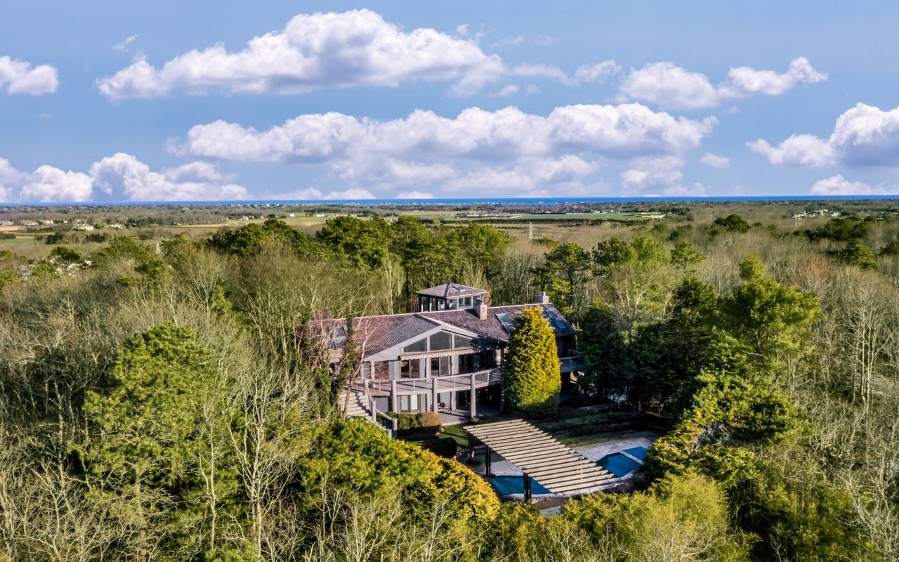 14 Water Mill Heights Dr