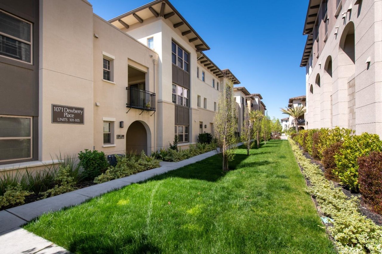 1071 Dewberry Place,#103, San Jose 95131	