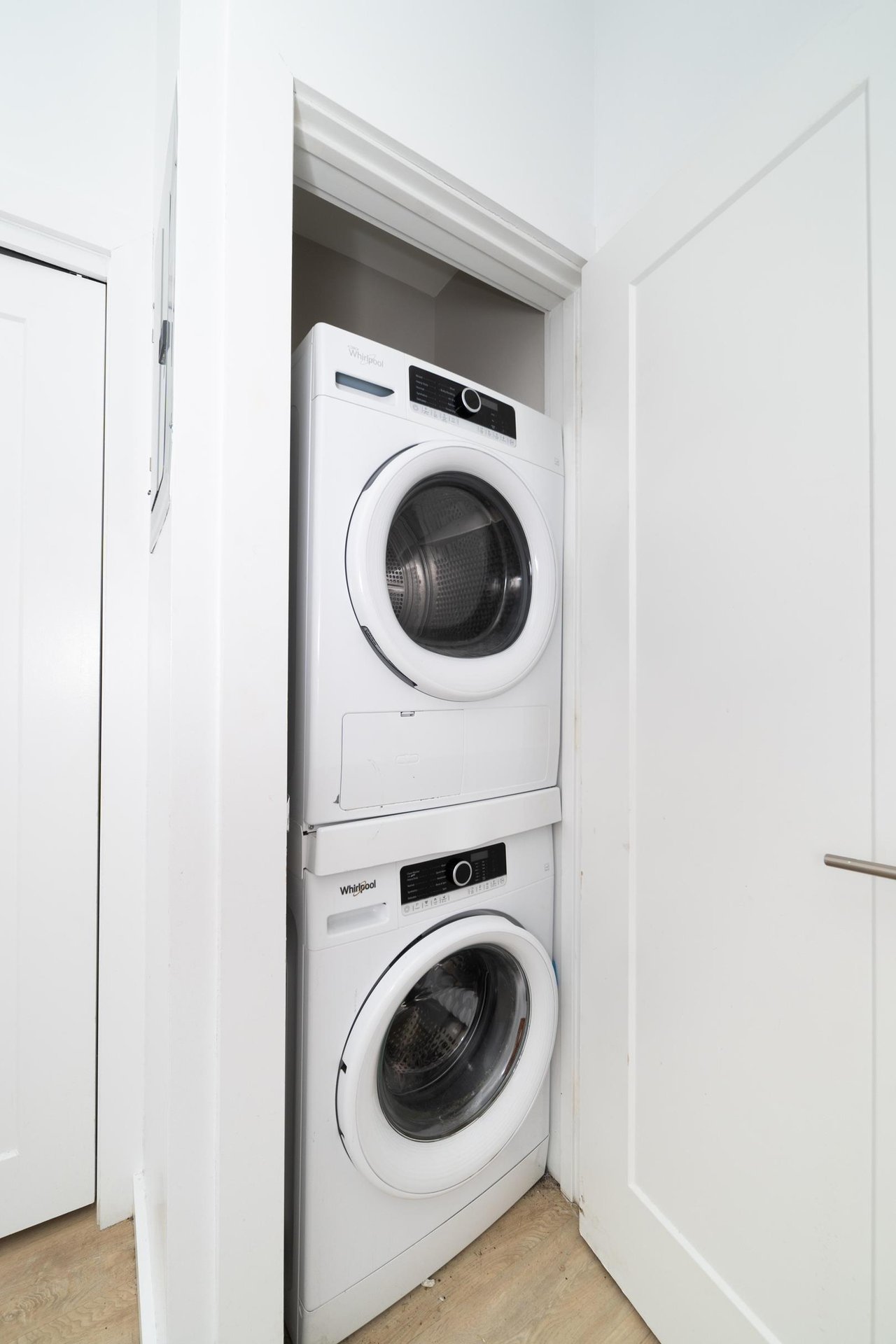 654 Putnam Avenue, Apt 2-F