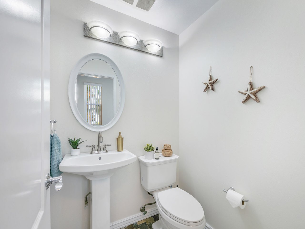 92-1536 Aliinui Drive 1201