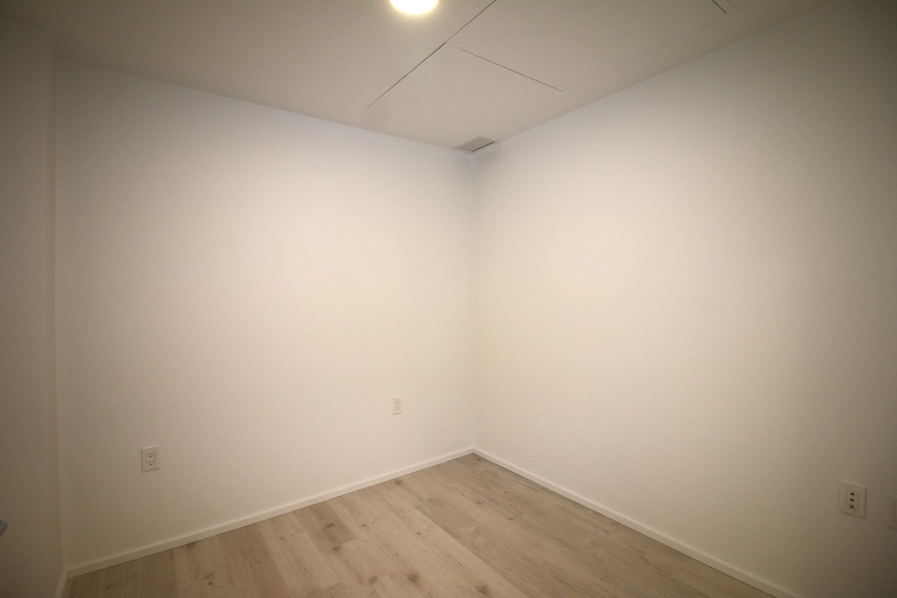 1211-3809 Evergreen Pl