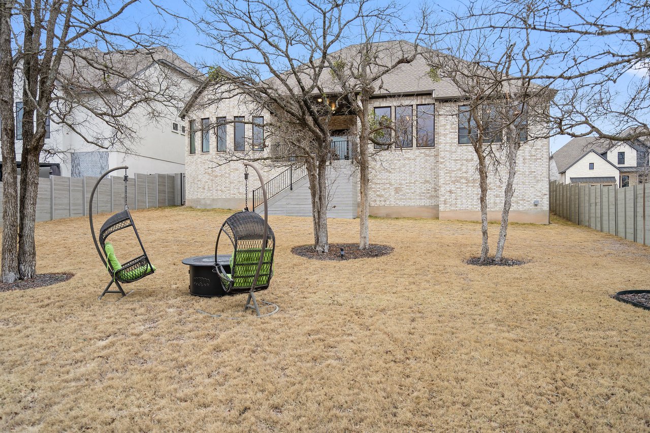 105 Hollytree Court