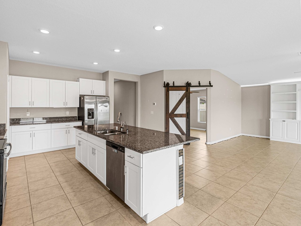 5474 LESLIE CANYON DR