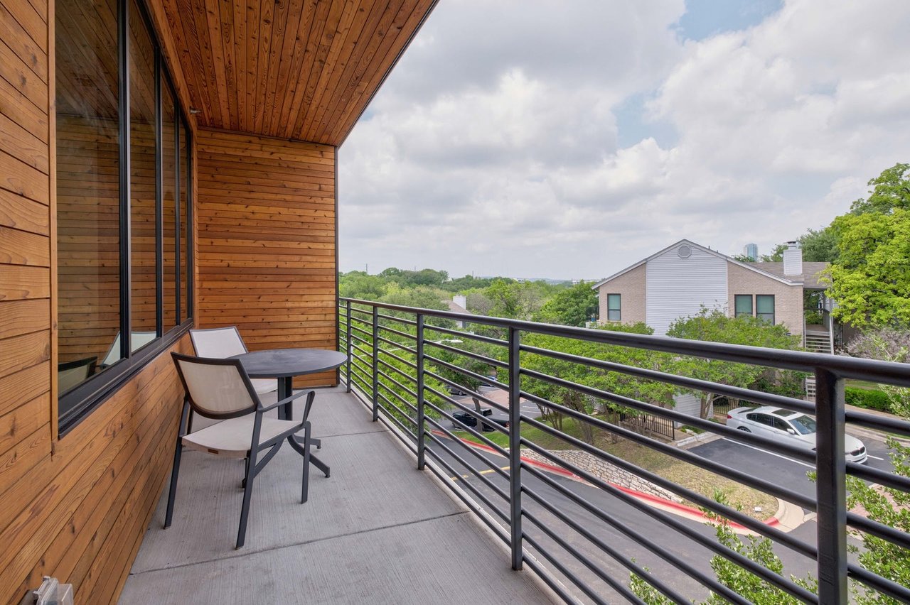 900 S 1st St #405, Austin, Texas 78704