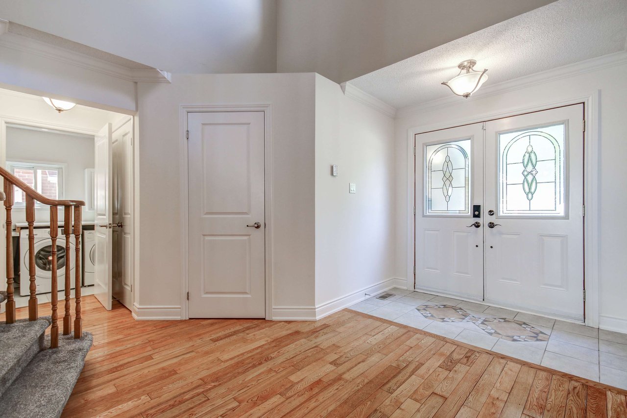 8 Levine Court