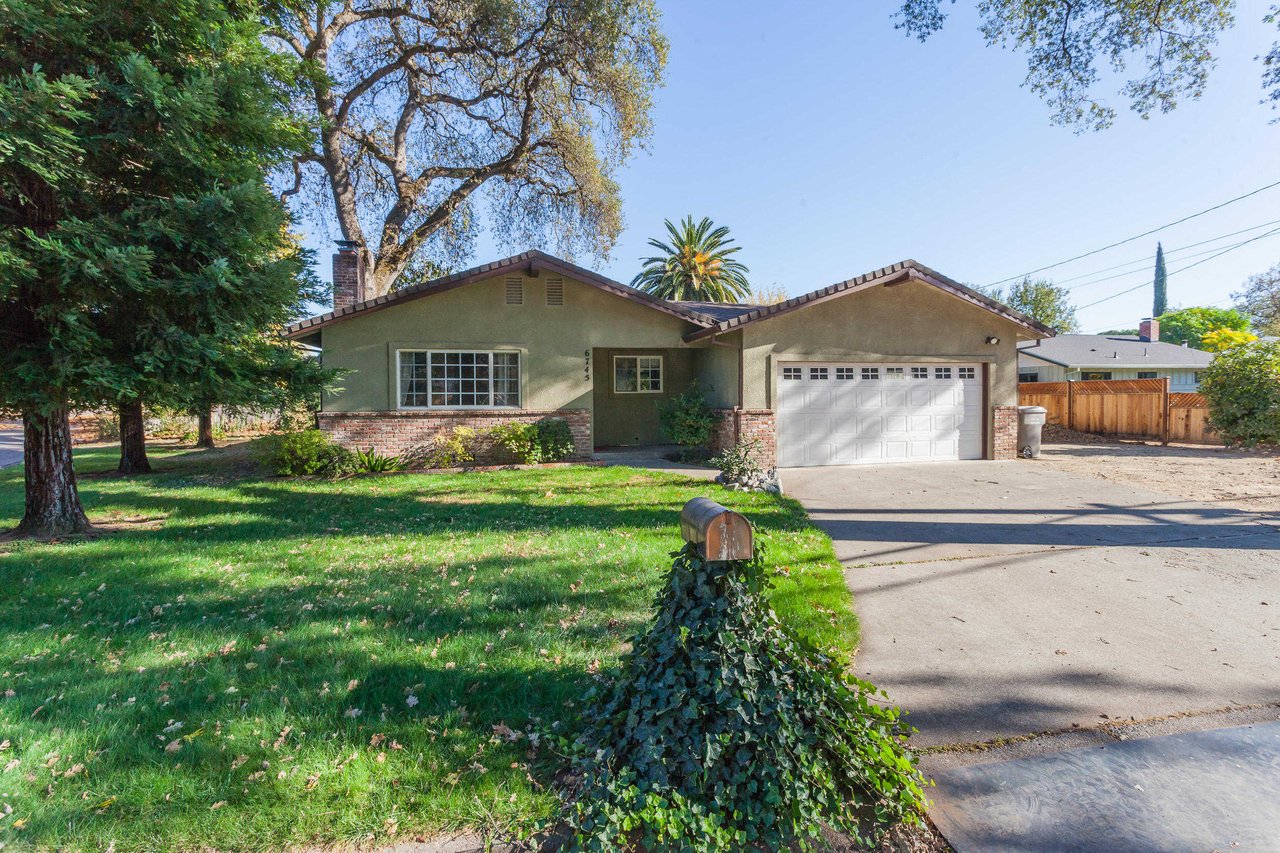 6745 Sacramento Dr