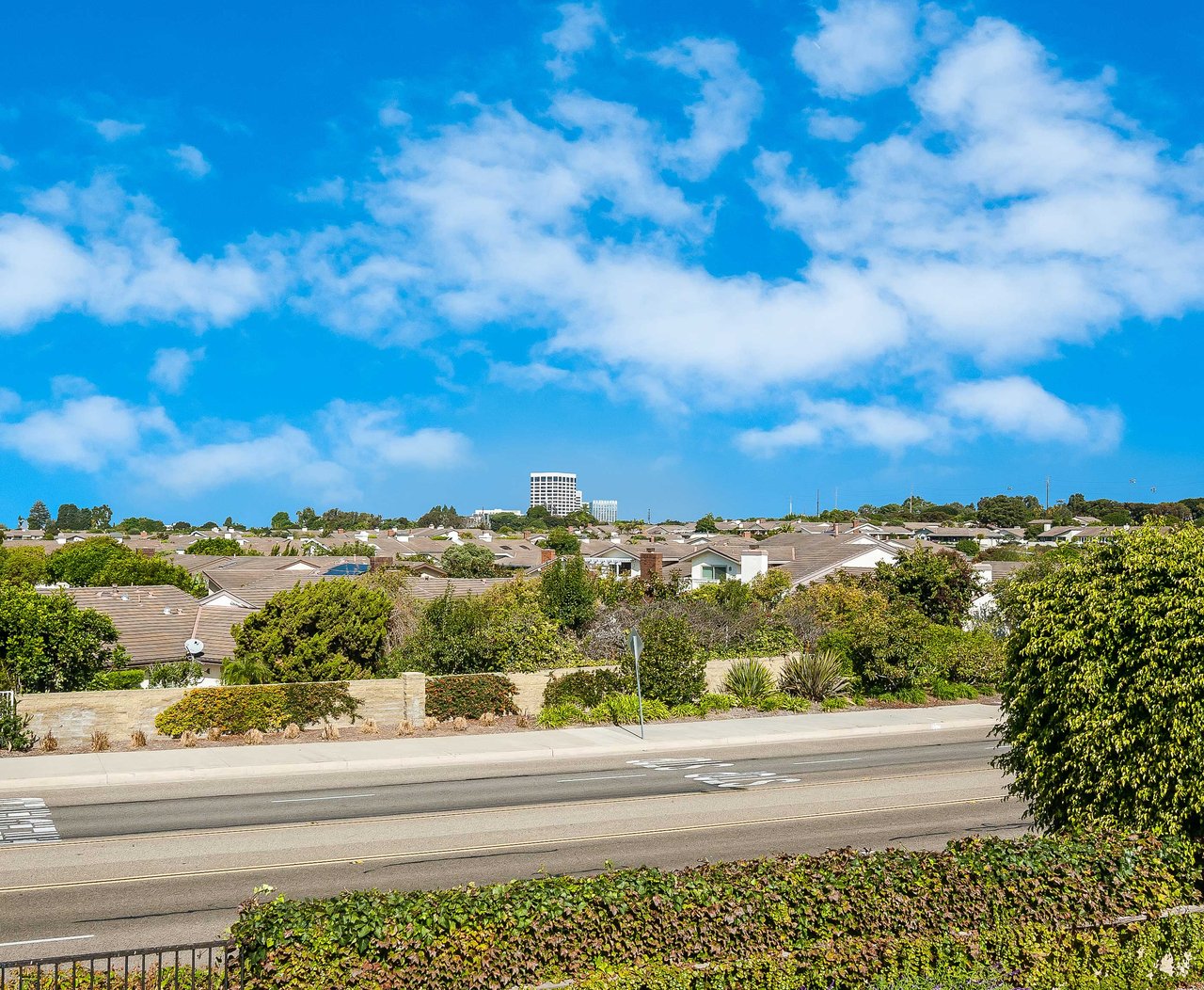 1231 Sand Key