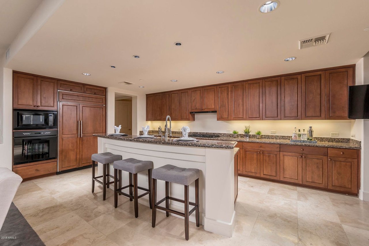 2402 E Esplanade Ln, # 501