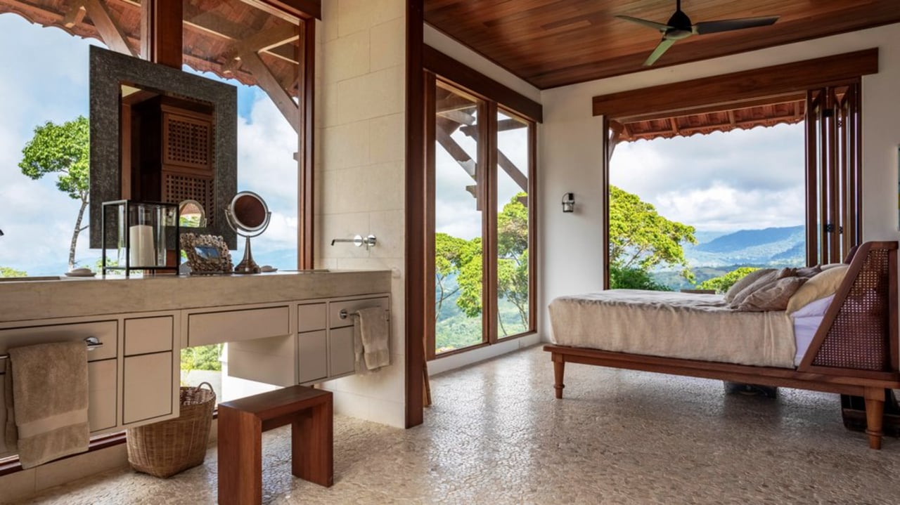 Colonial Estate Building Sites, Dominical, Puntarenas