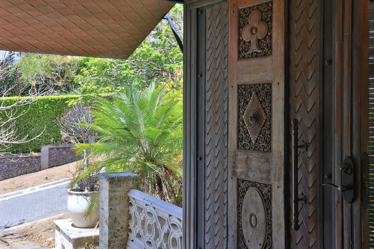 Mediterranean Estate with Guest House, Santa Ana, San Jose