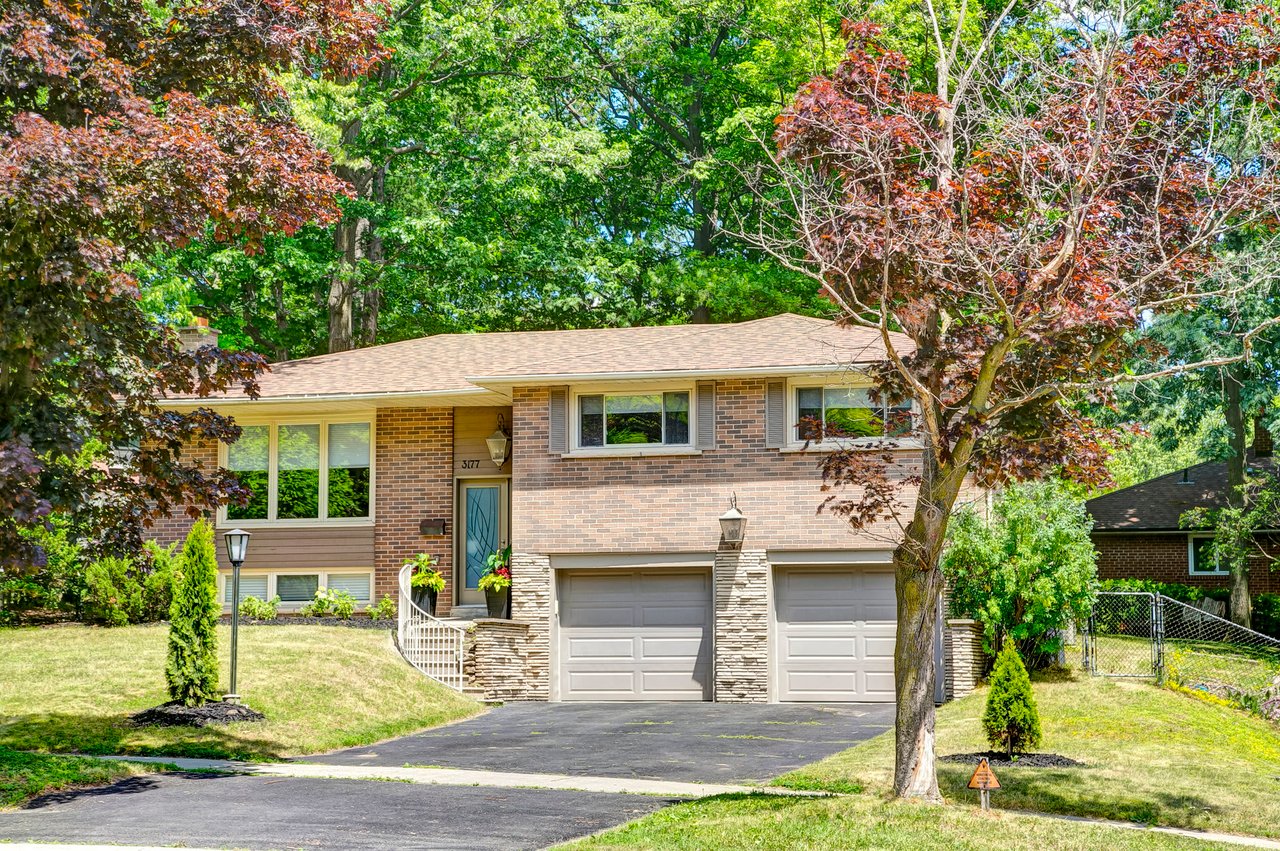 3177 The Credit Woodlands