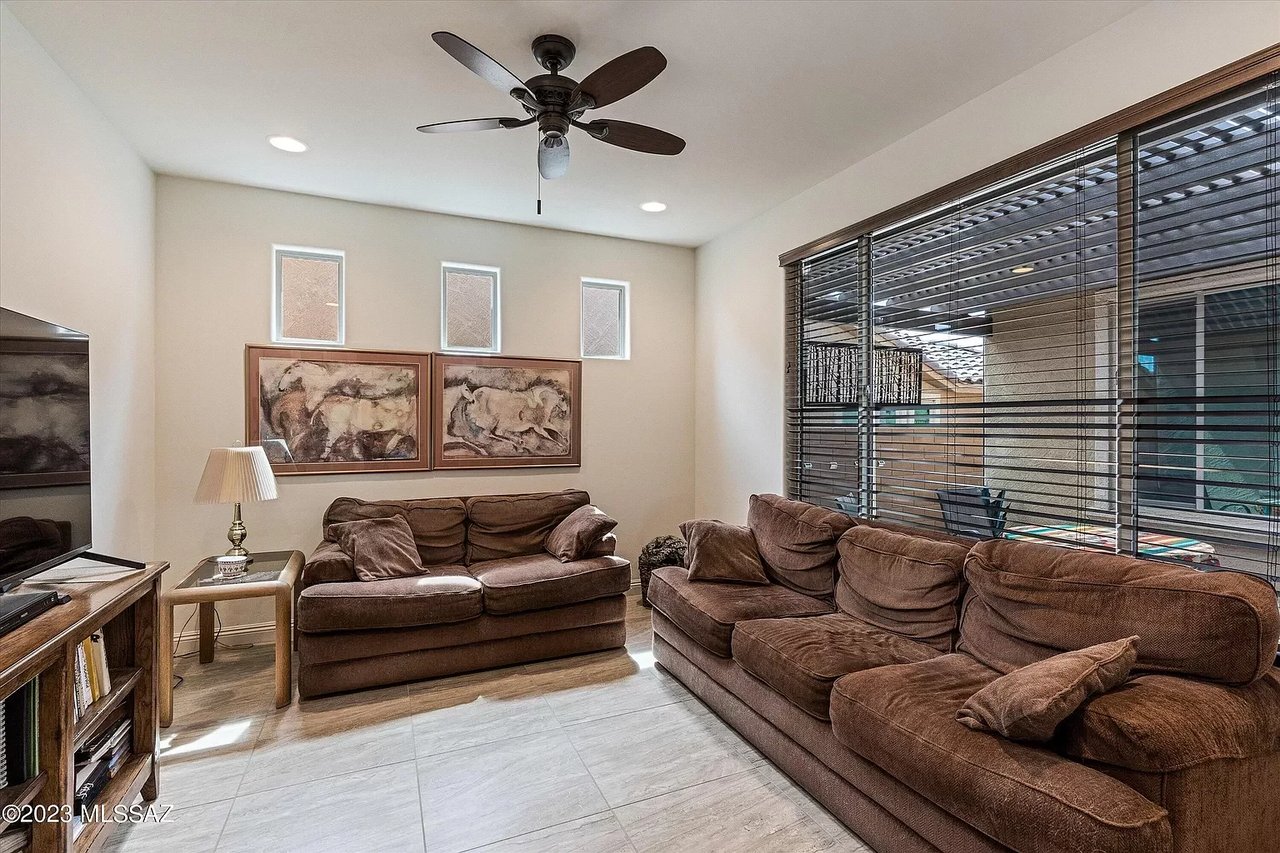 6952 W Deer Creek Trl