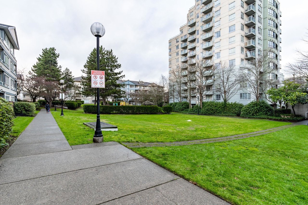 308-4990 Mcgeer Street, Vancouver