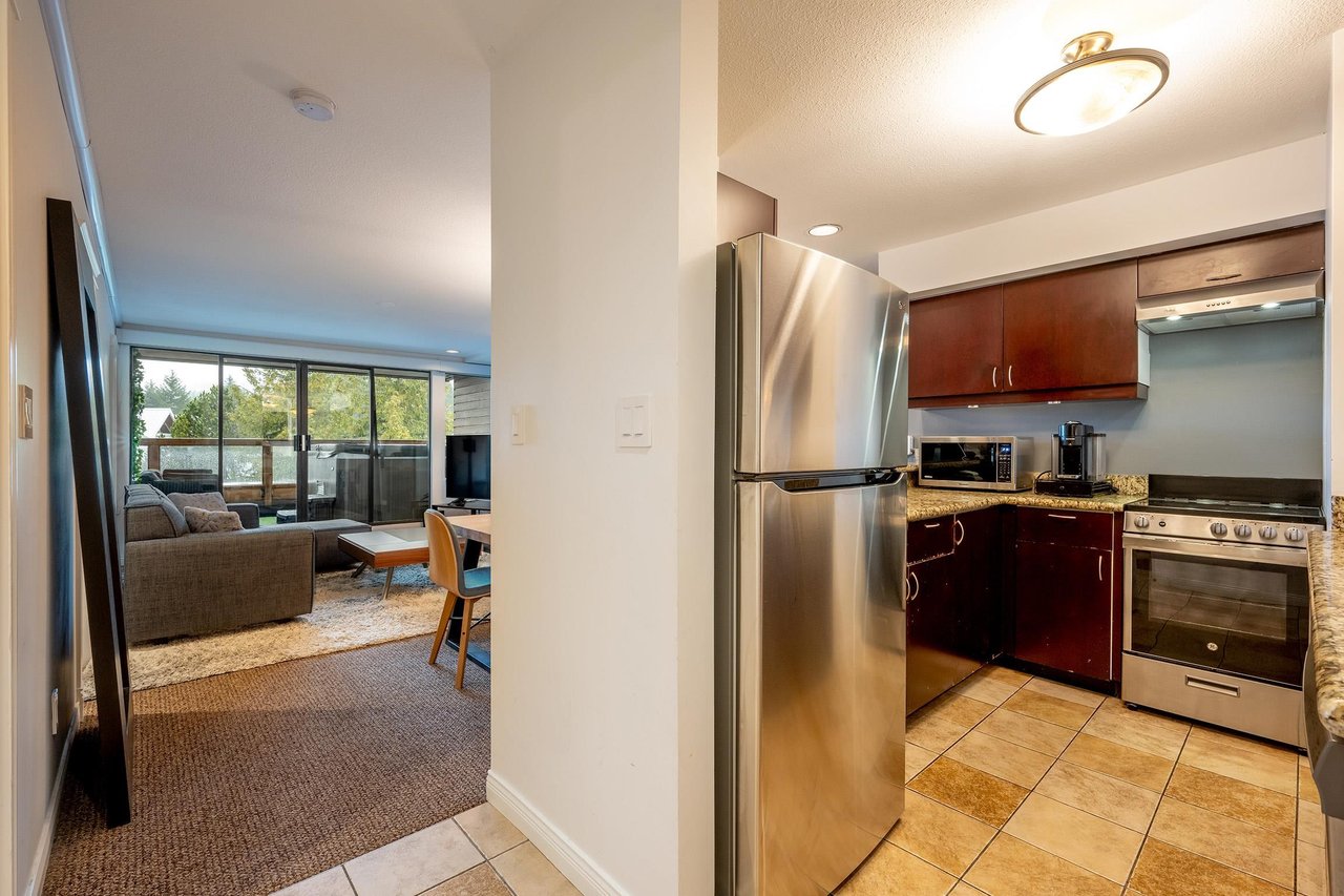 6-4211 Sunshine Pl