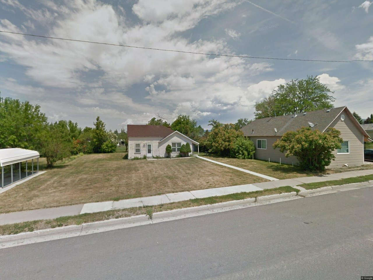 356 W MAIN ST.