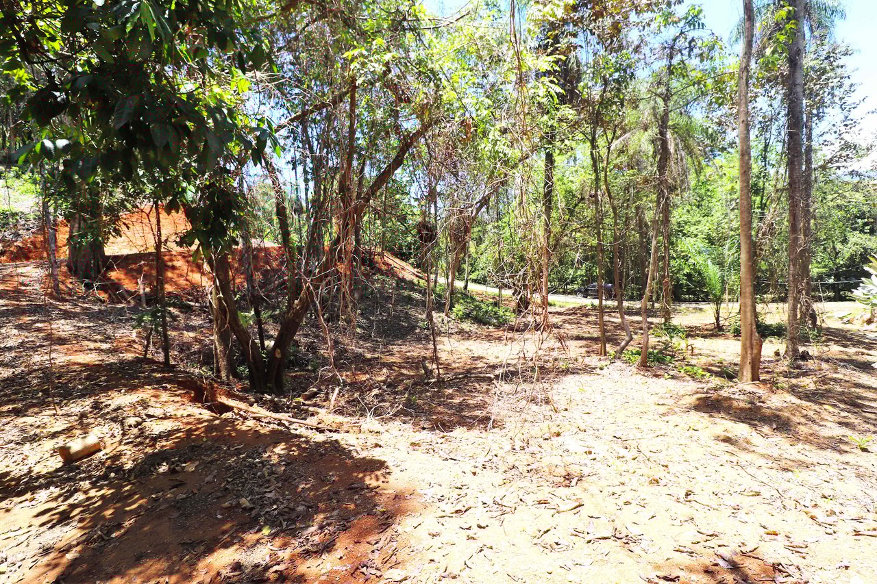 Over One Acre Attractive Lot on the Popular PEREZOSO Road.