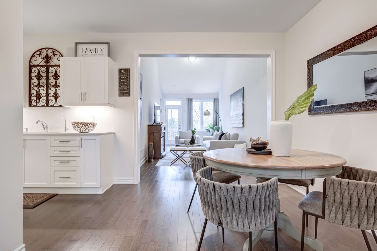 6 Dreamland Lane