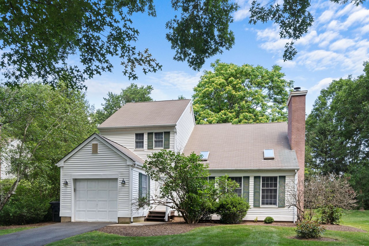 306 Alexandria Way