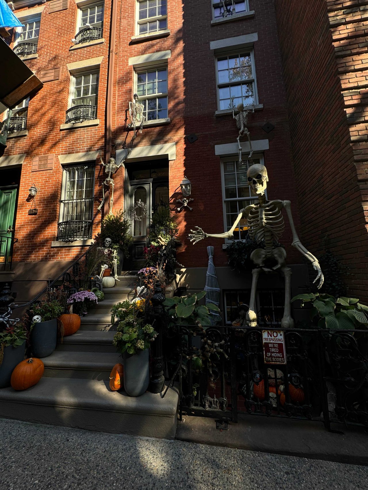 A Spooky Self-Guided Walking Tour of Halloween Houses on UES