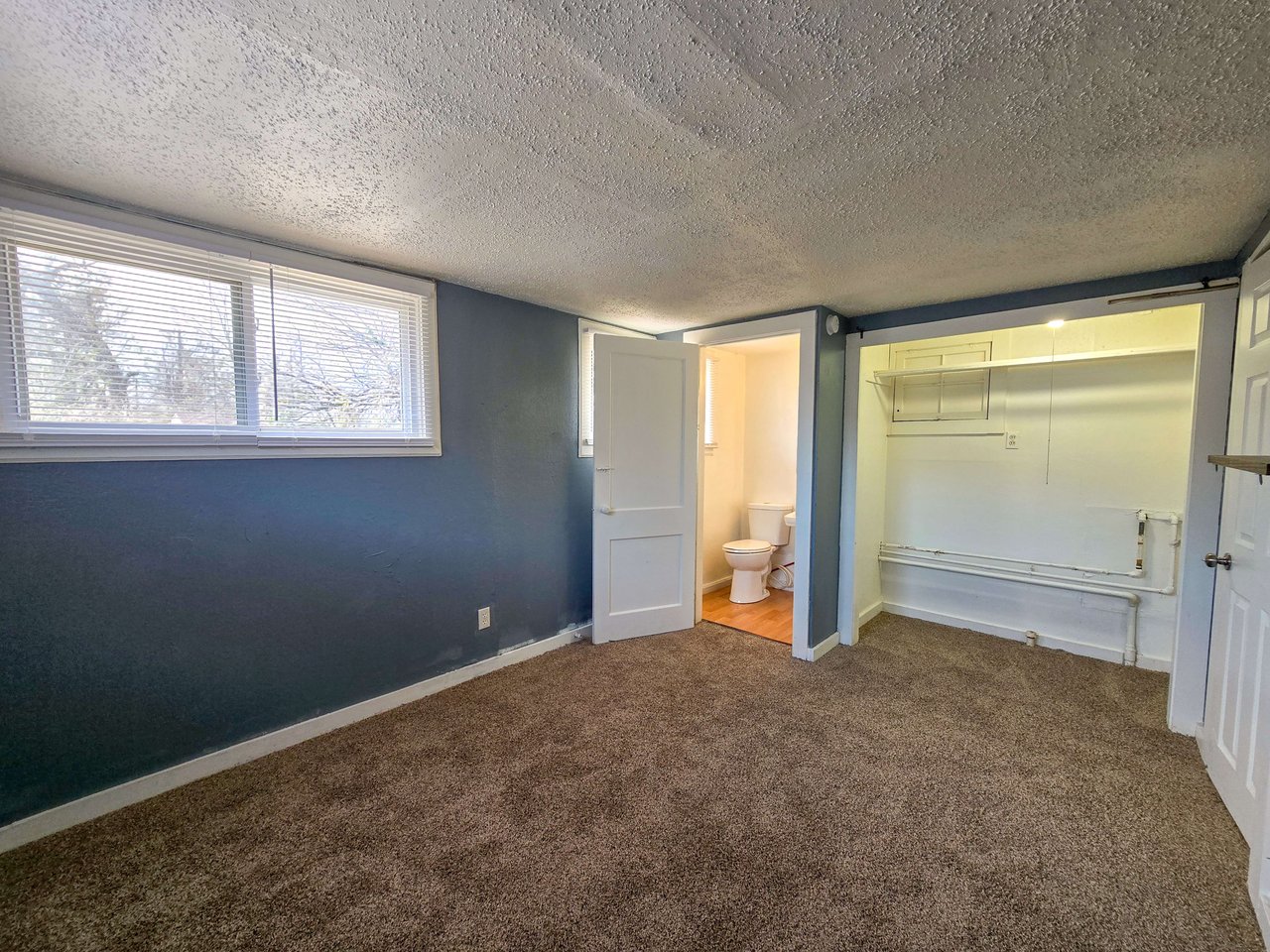 810 N Kickapoo