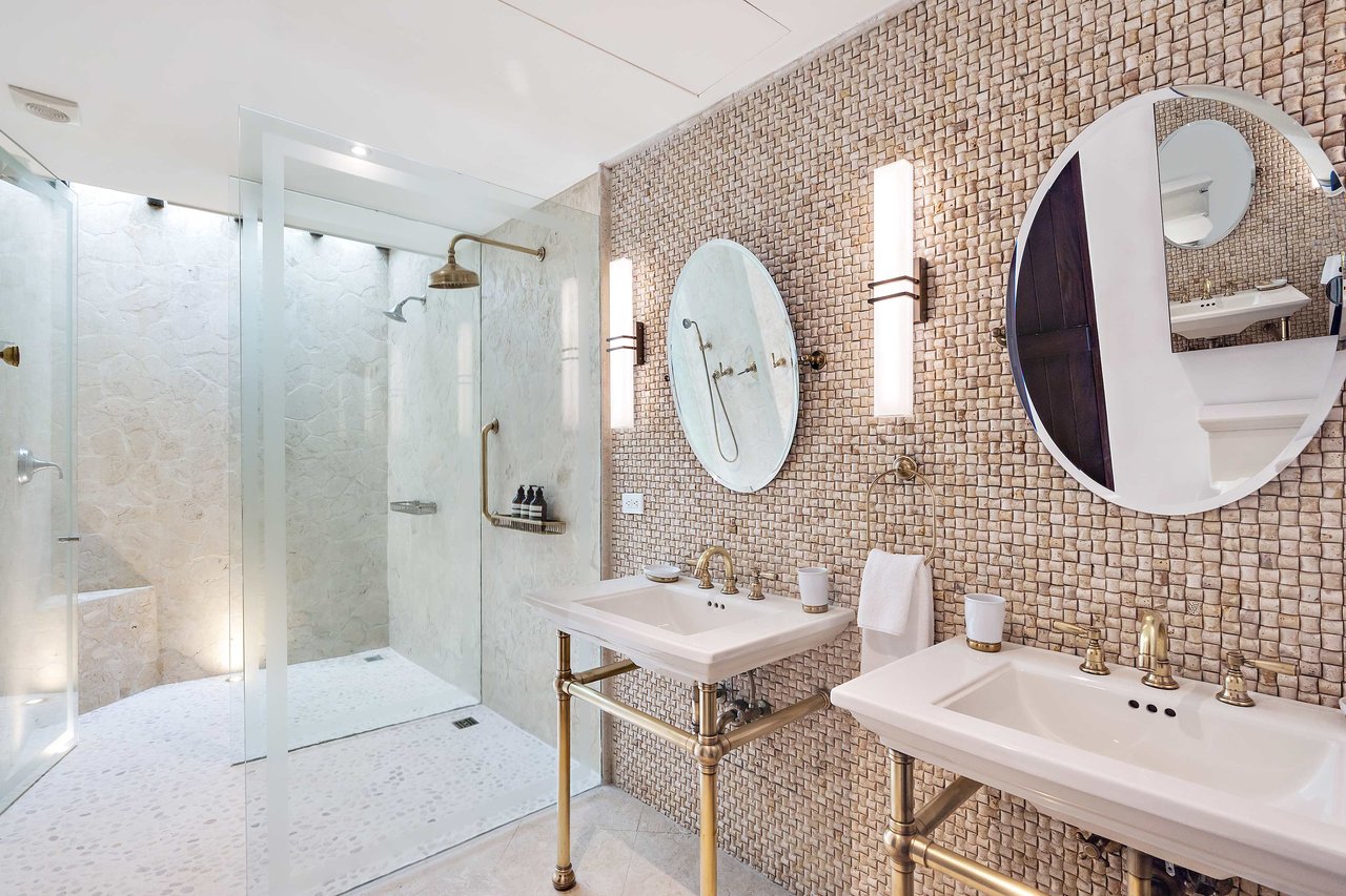 27 Cartagena | Unique Luxury Beachfront Home
