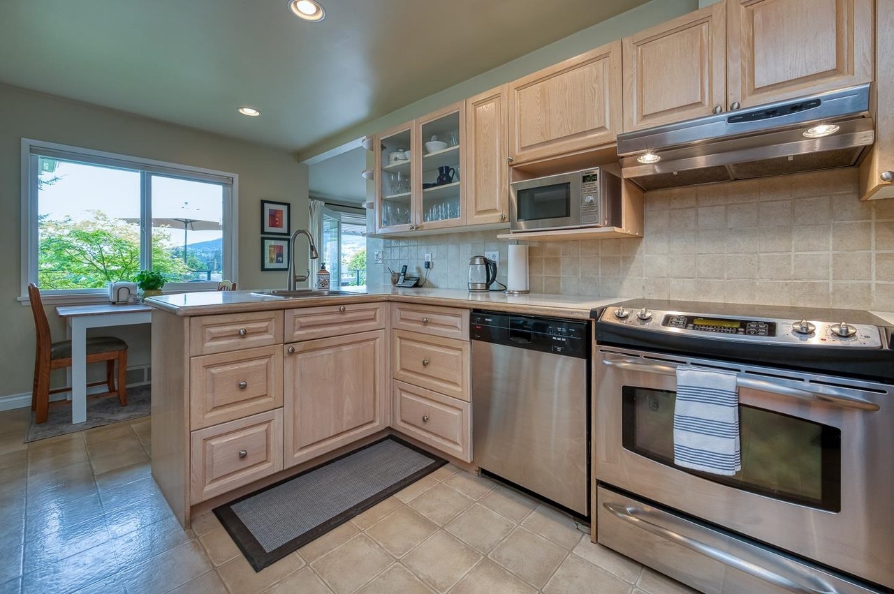 4344 Ranger Cres