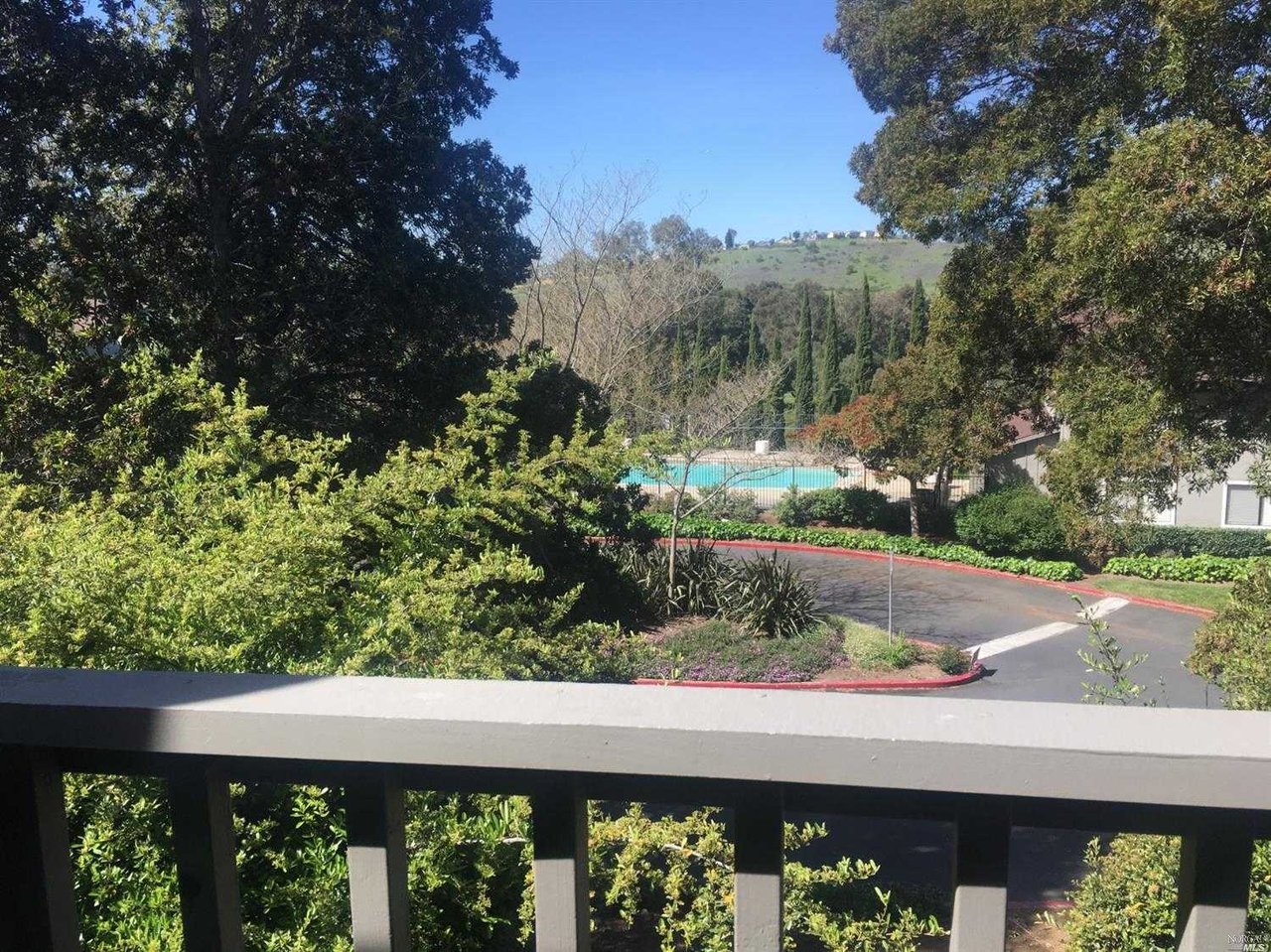 900 Cambridge Dr Unit 136