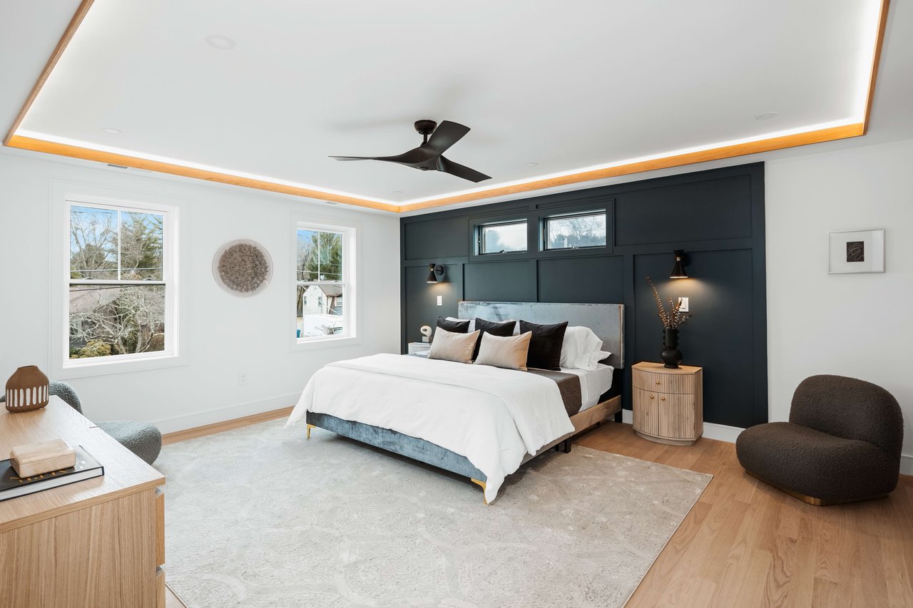 5 Brookside Lane, Burlington