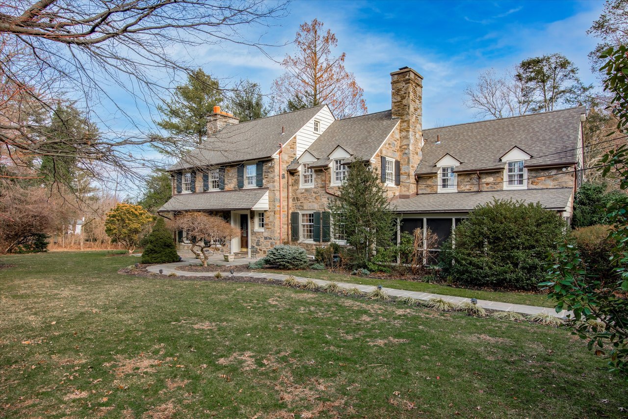 707 Hagys Ford Rd