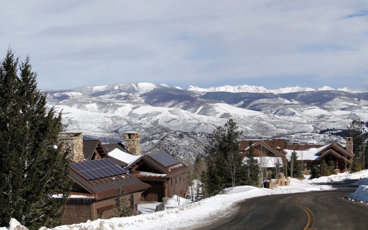 Discover the Beauty of Mountain Living: Real Estate Opportunities at Mayflower Mountain Resort