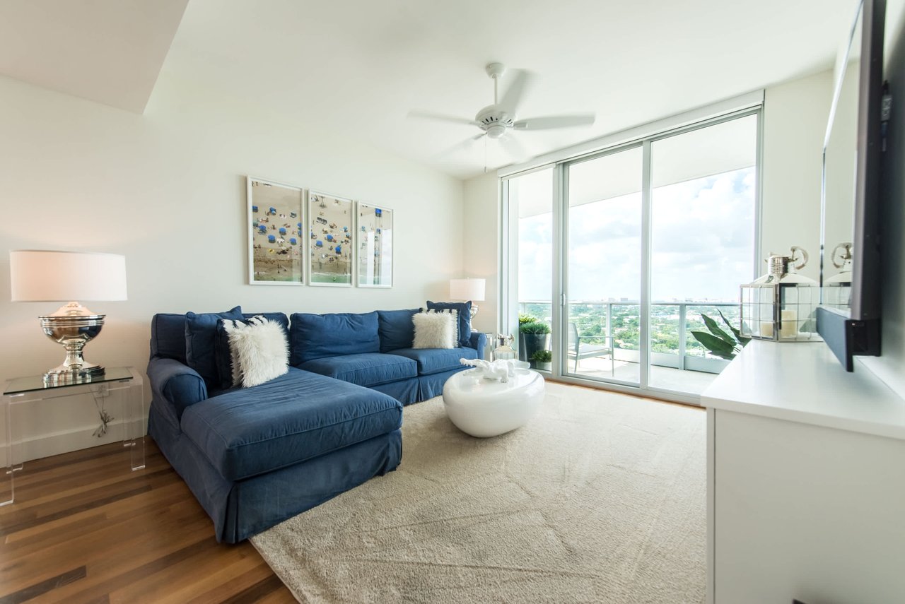 2627 S Bayshore Drive #2202