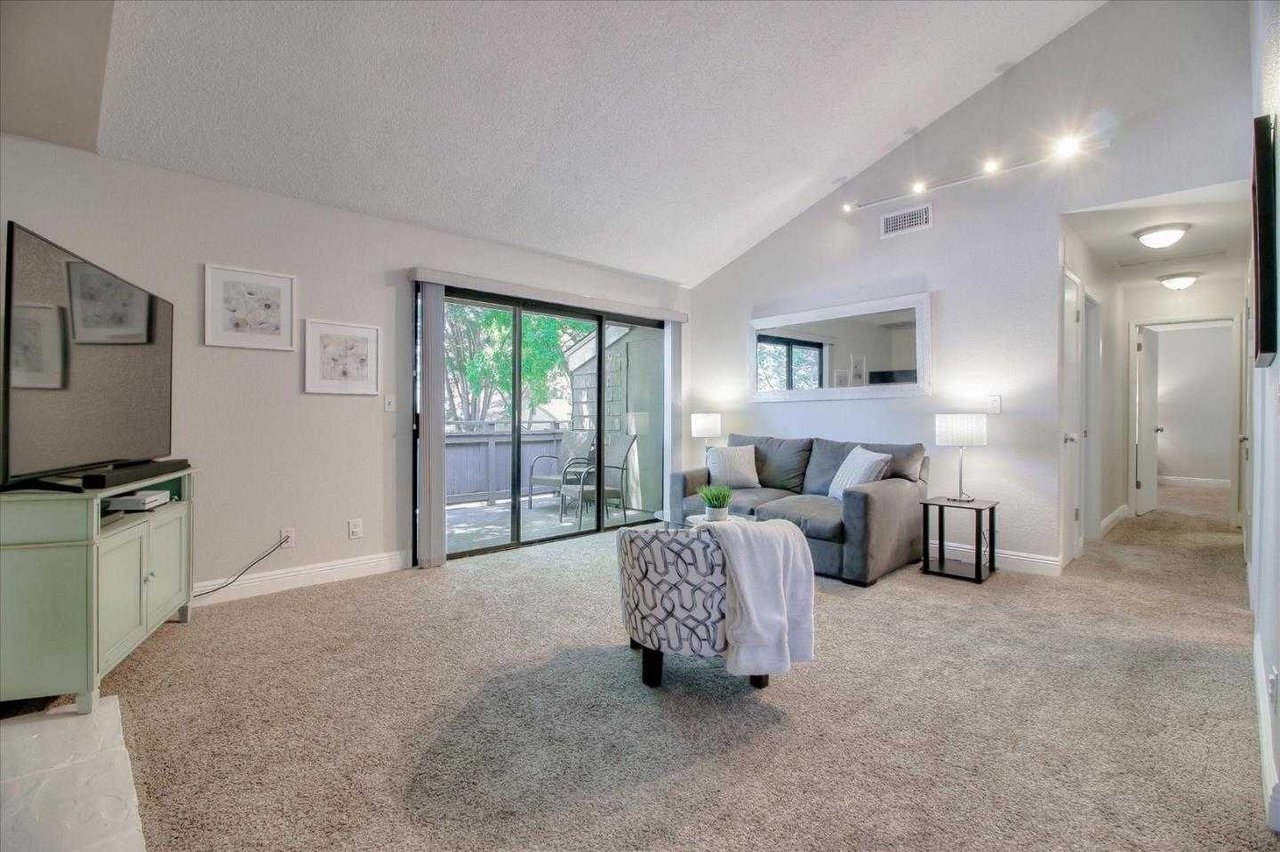 5688 Makati CIR E