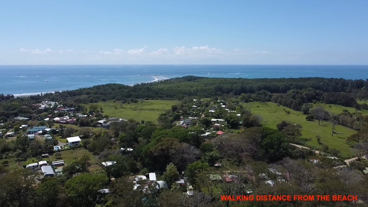 Contemporary Walk to Beach Home, Uvita, Puntarenas