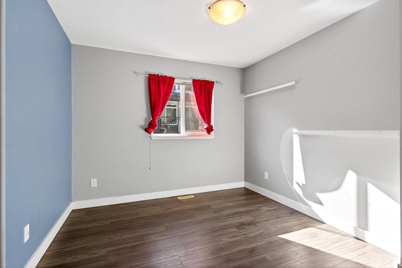 1118-11497 236 St