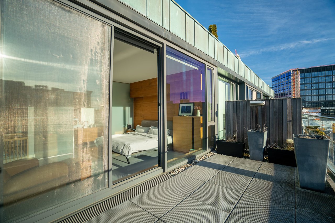 346 Congress St. #701 