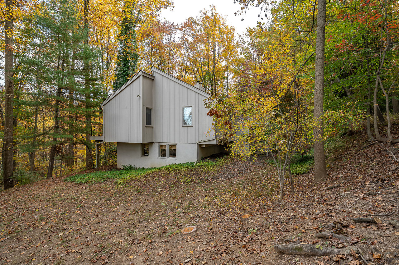 334 Malin Rd