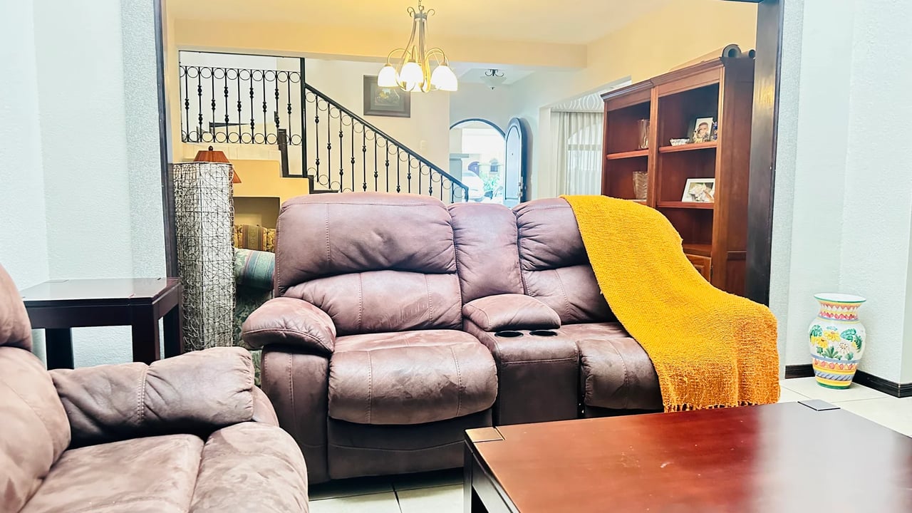 Colonial Style Gated Condo, Curridabat, San Jose