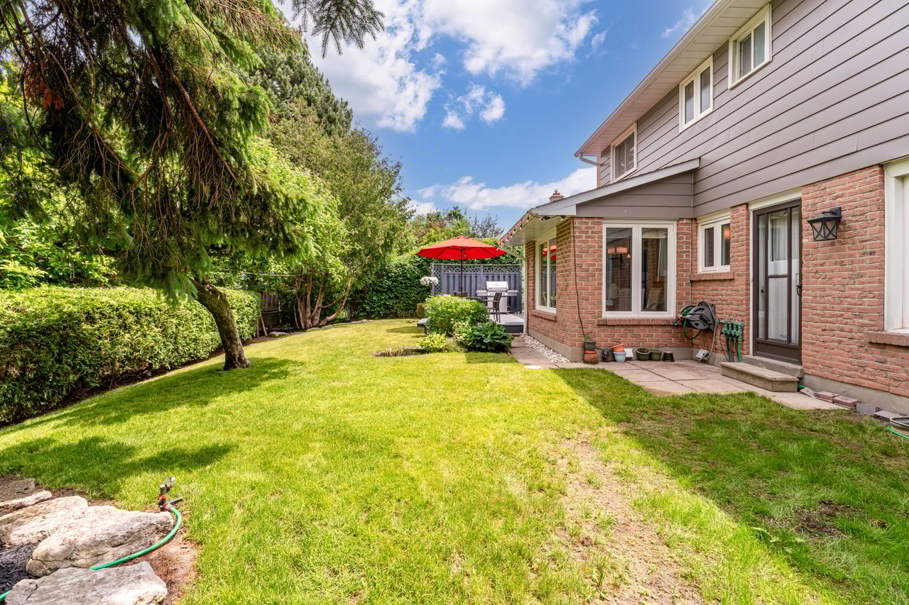 16 Henry Corson Pl