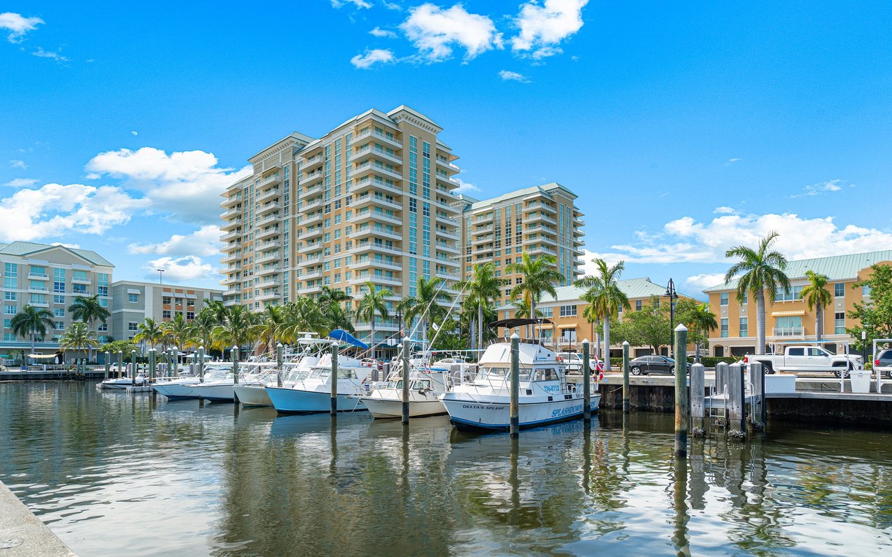 625 Casa Loma Blvd, #702