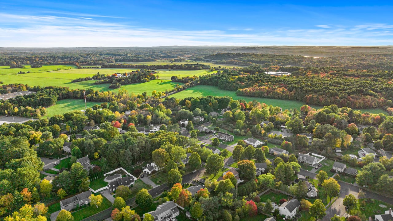 Welcome October with Featured Homes for Sale! 