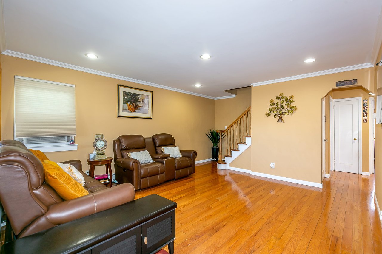 112 N 6th Street, New Hyde Park